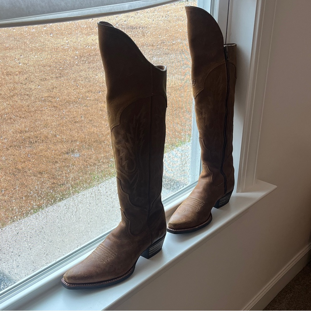 New “Murietta” Ariat Tall Leather Cowboy Boots Rubber Sole